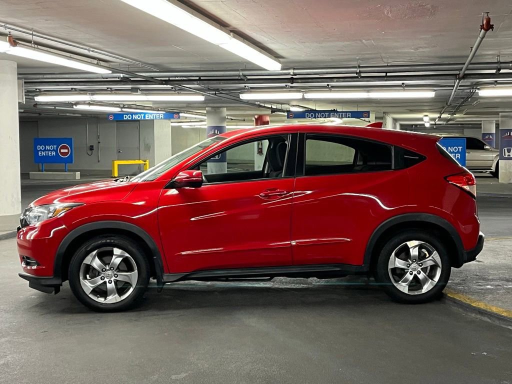 Used 2017 Honda HR-V EX image 26