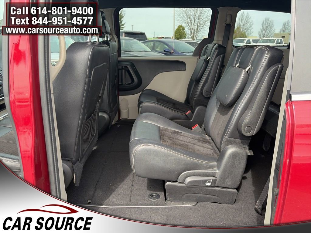 Used 2014 Dodge Grand Caravan SXT image 25