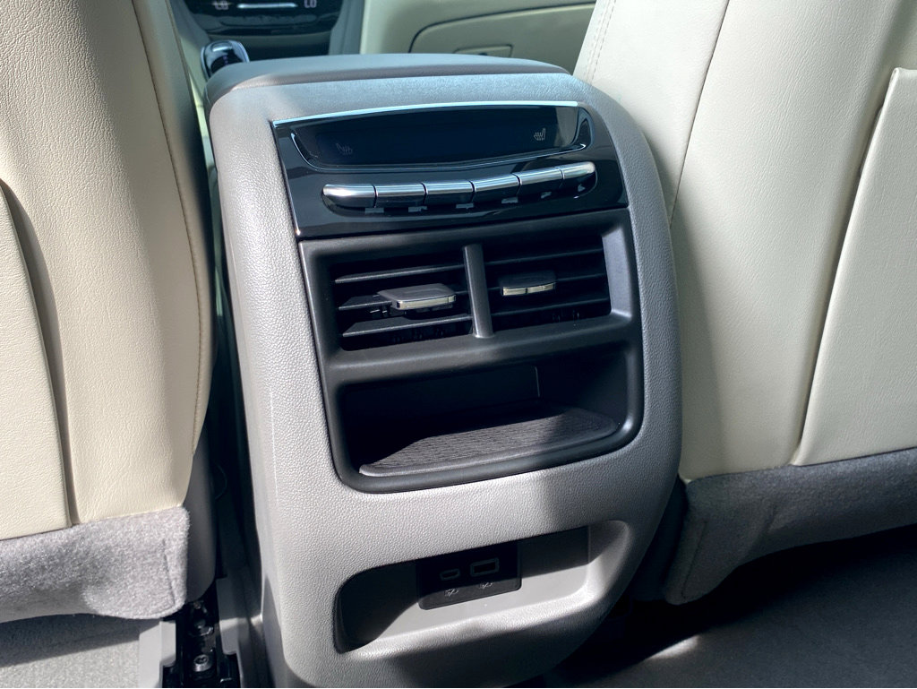 New 2025 Cadillac XT5 Premium Luxury w/ Technology Package image 28