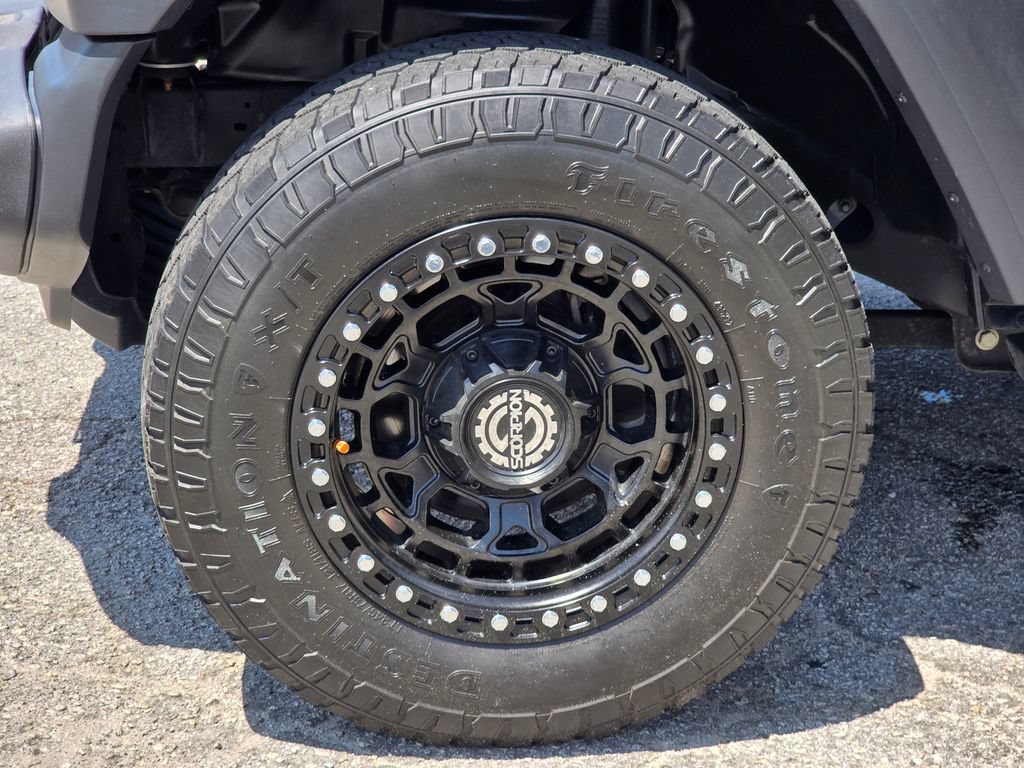 Used 2019 Jeep Wrangler Sport AWD/4WD image 22