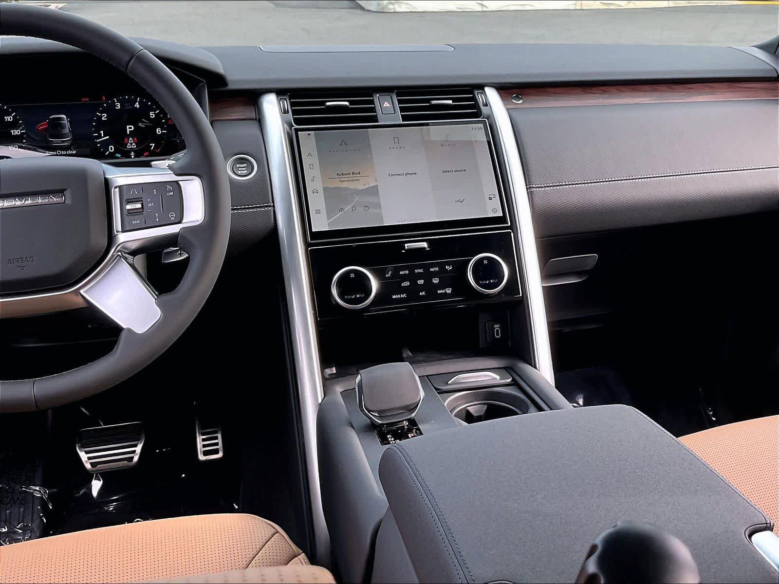 New 2026 Land Rover Discovery Dynamic SE AWD/4WD image 9