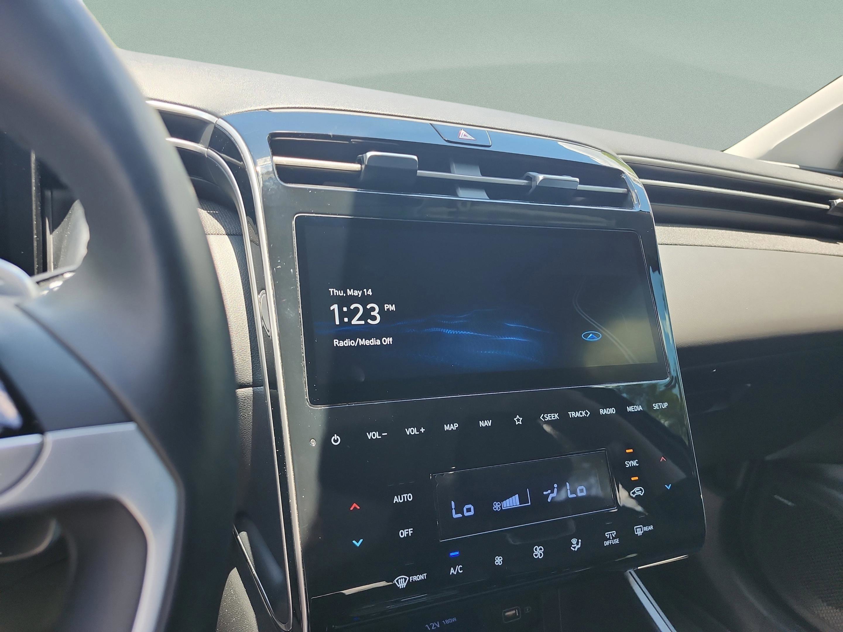 Certified 2022 Hyundai Tucson Limited FWD image 11