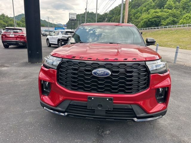 Used 2025 Ford Explorer ST-Line AWD/4WD image 7