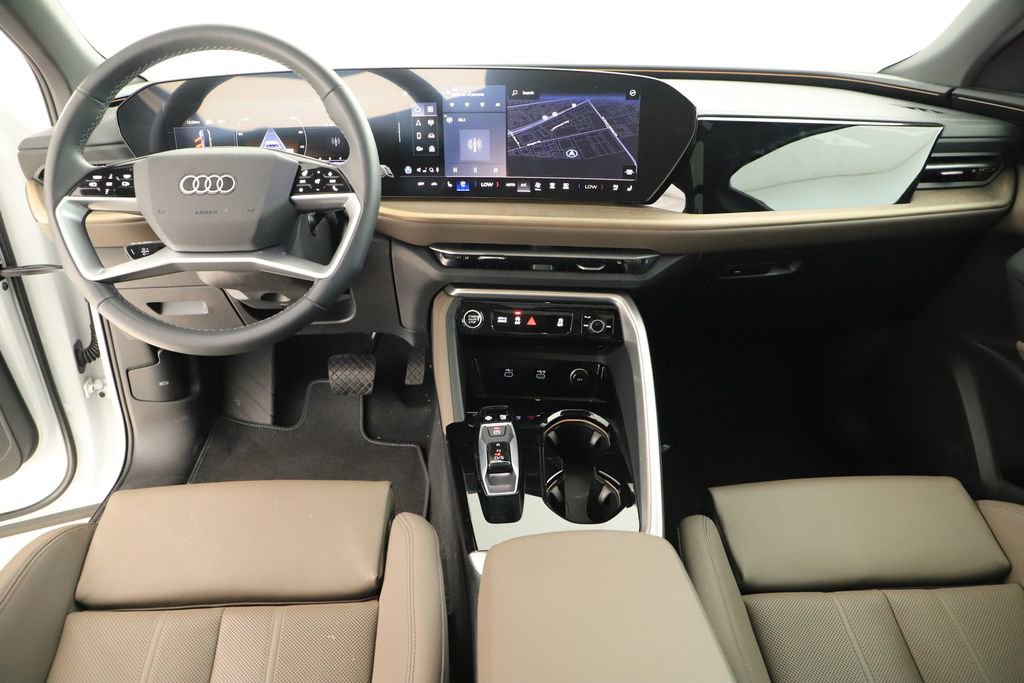 Certified 2025 Audi Q5 Premium Plus w/ Premium Plus image 18