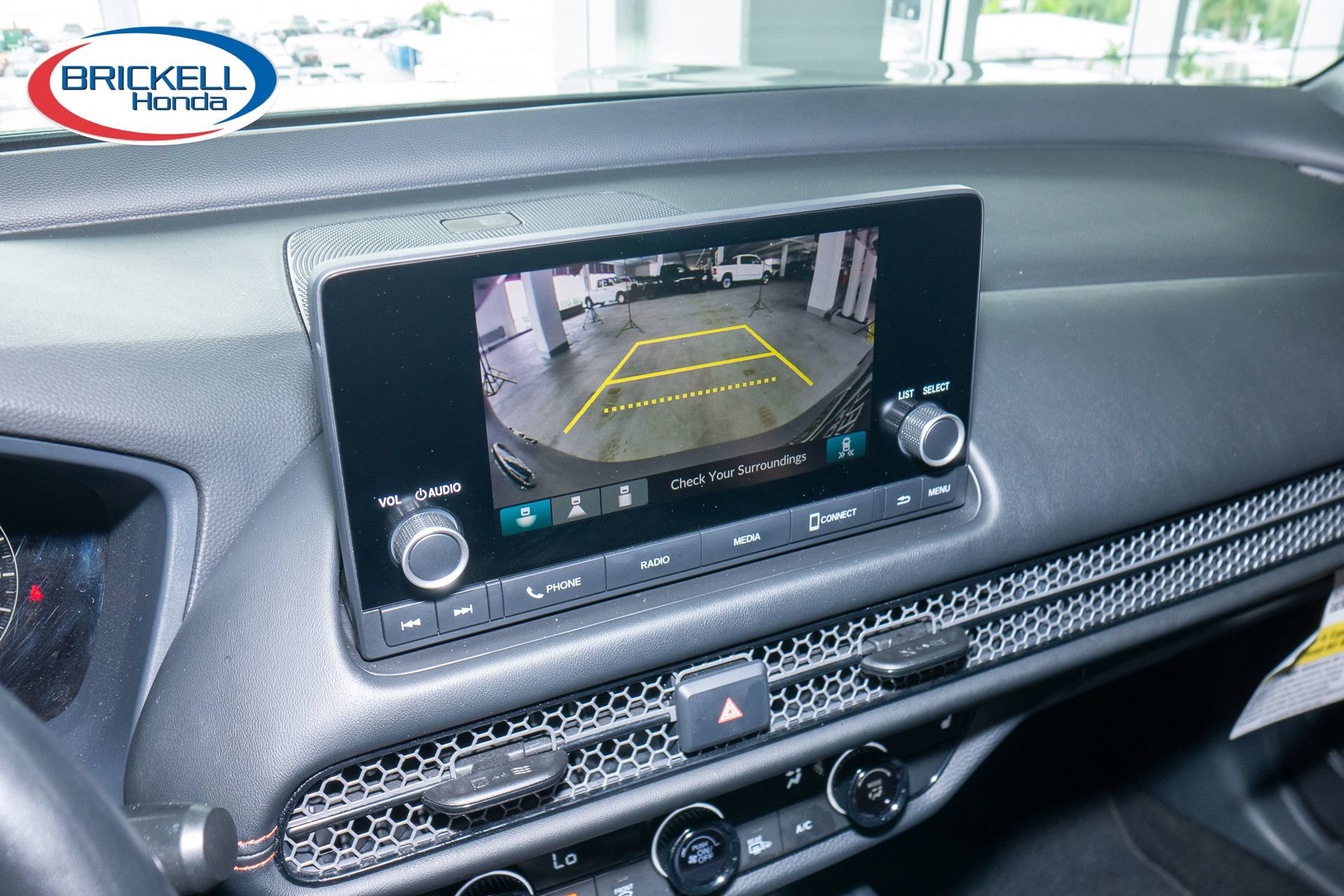 Certified 2025 Honda HR-V Sport image 30