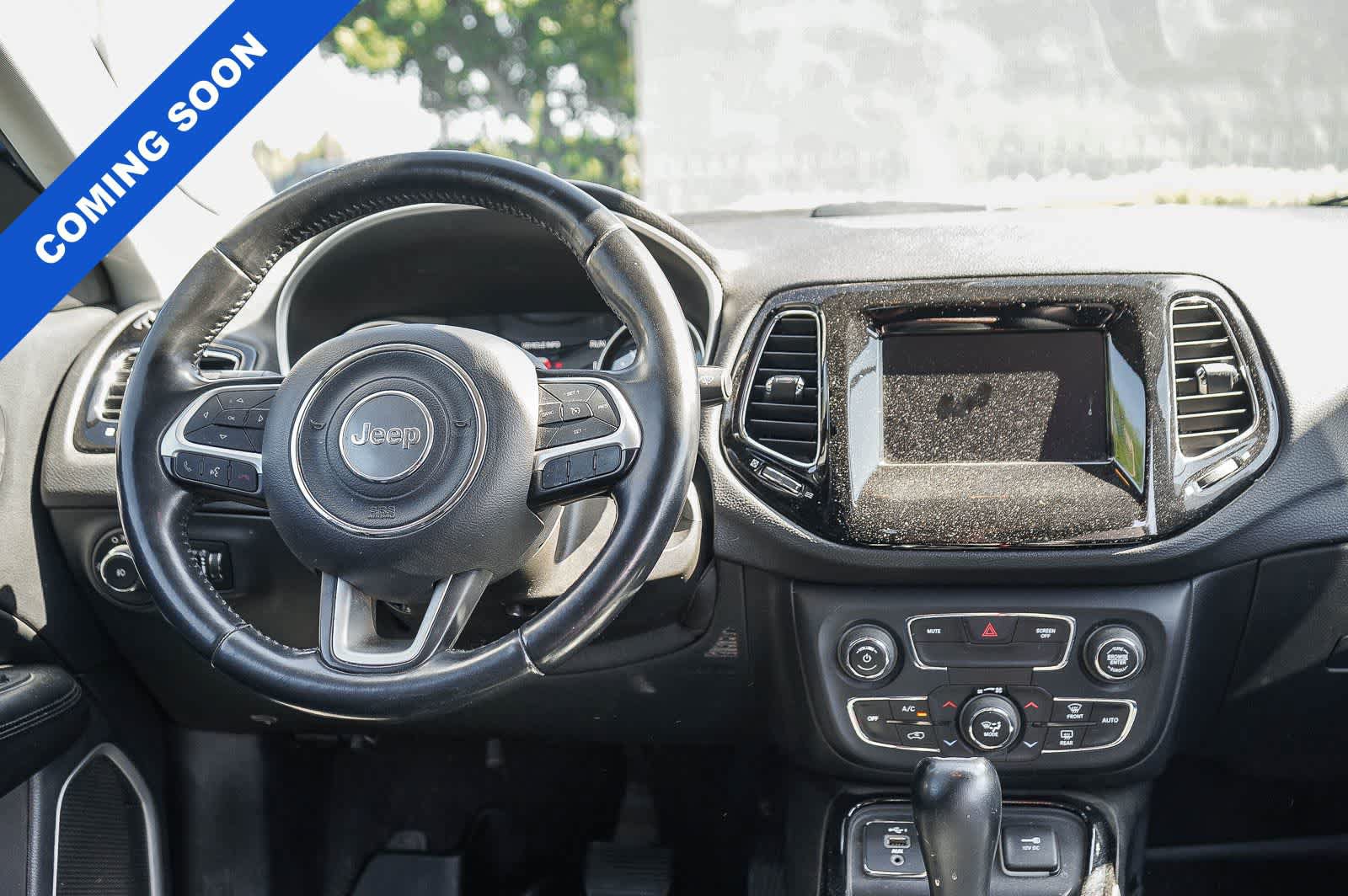 Used 2019 Jeep Compass Latitude FWD image 16