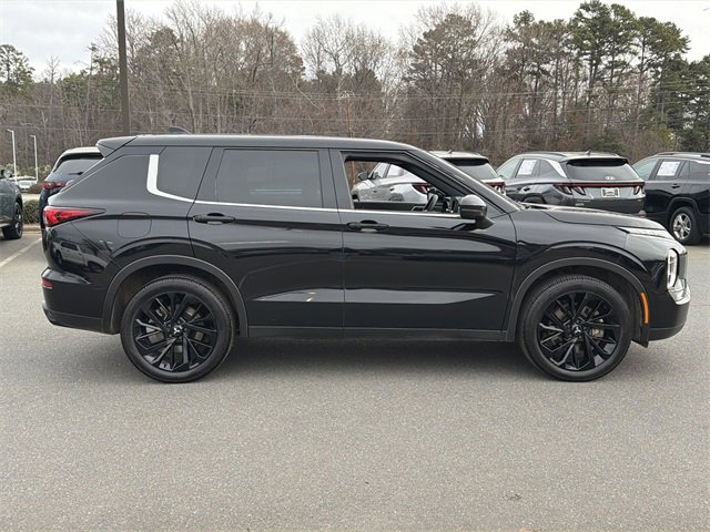 Used 2023 Mitsubishi Outlander SEL image 14