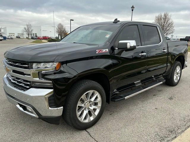Used 2021 Chevrolet Silverado 1500 LTZ AWD/4WD image 3
