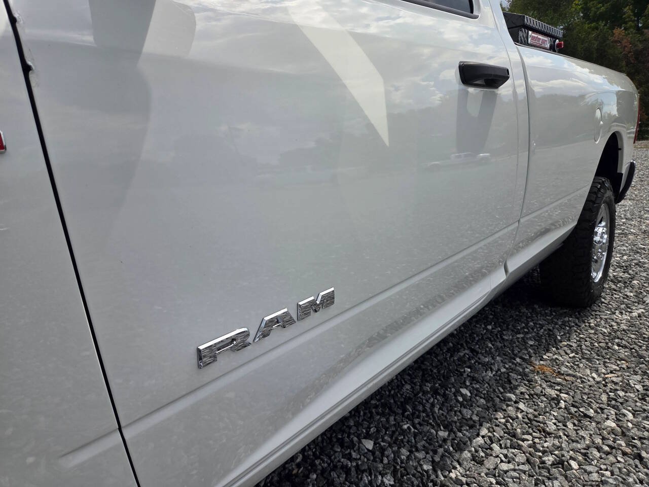 Used 2019 RAM 3500 Tradesman w/ Chrome Appearance Group AWD/4WD image 10
