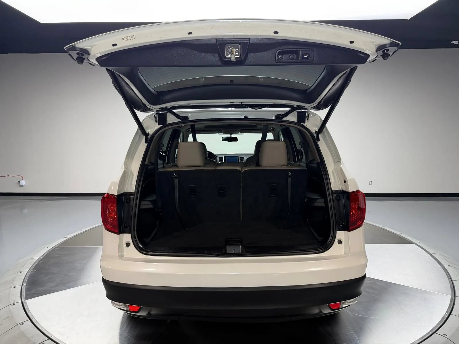 Used 2016 Honda Pilot EX-L image 12