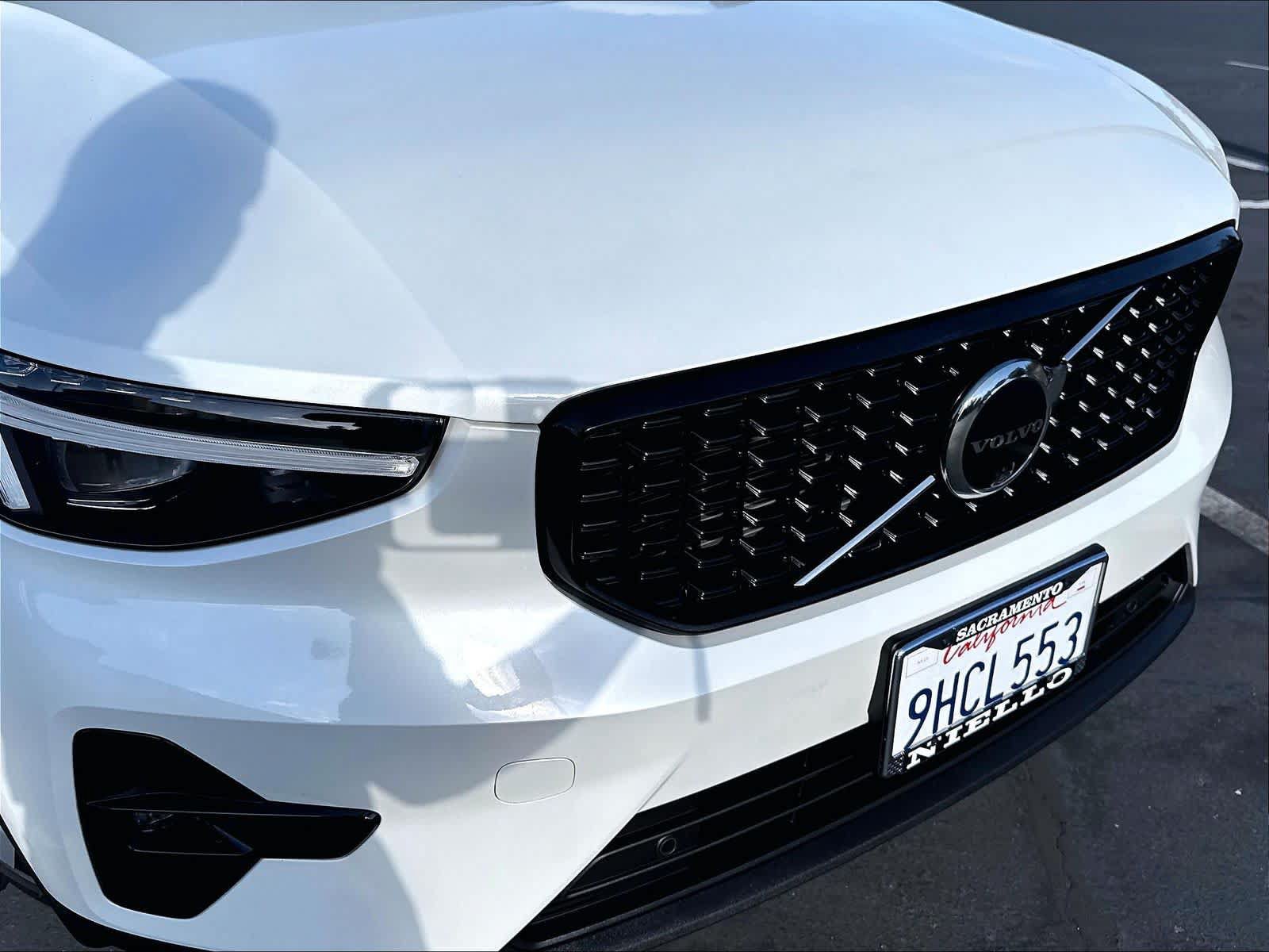 Used 2023 Volvo XC40 B5 Ultimate w/ Protection Package Premier AWD/4WD image 33