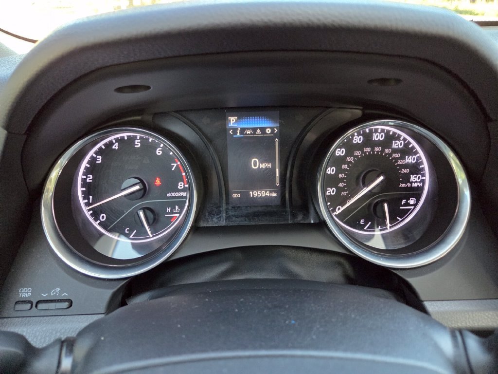 Certified 2019 Toyota Camry LE FWD image 31