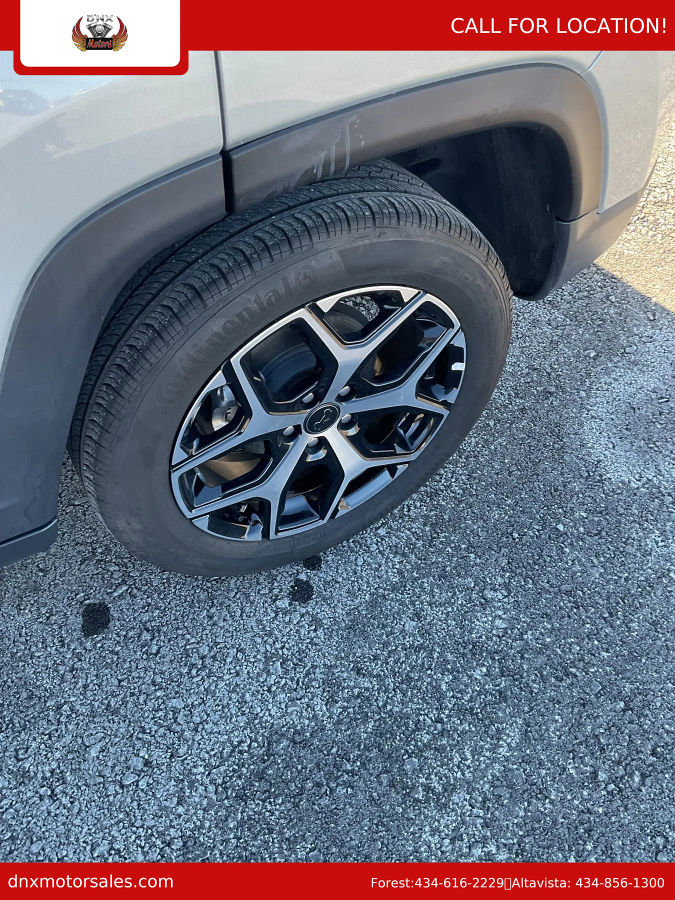 Used 2025 Jeep Compass Limited image 13