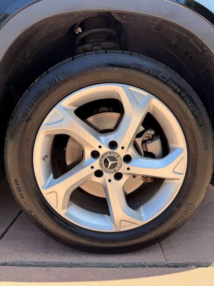 Used 2019 Mercedes-Benz GLA 250 4MATIC image 33