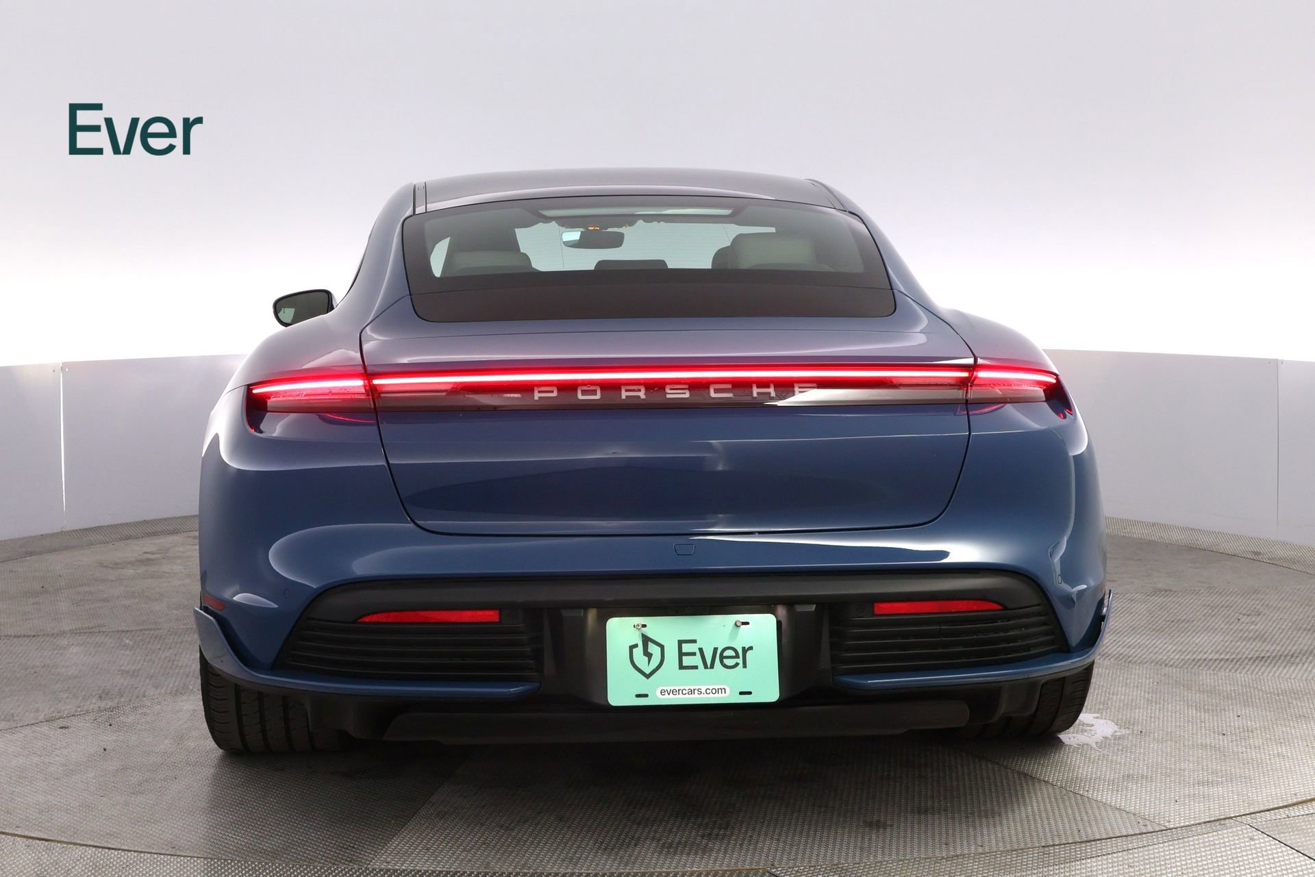 Used 2023 Porsche Taycan w/ Premium Package image 15