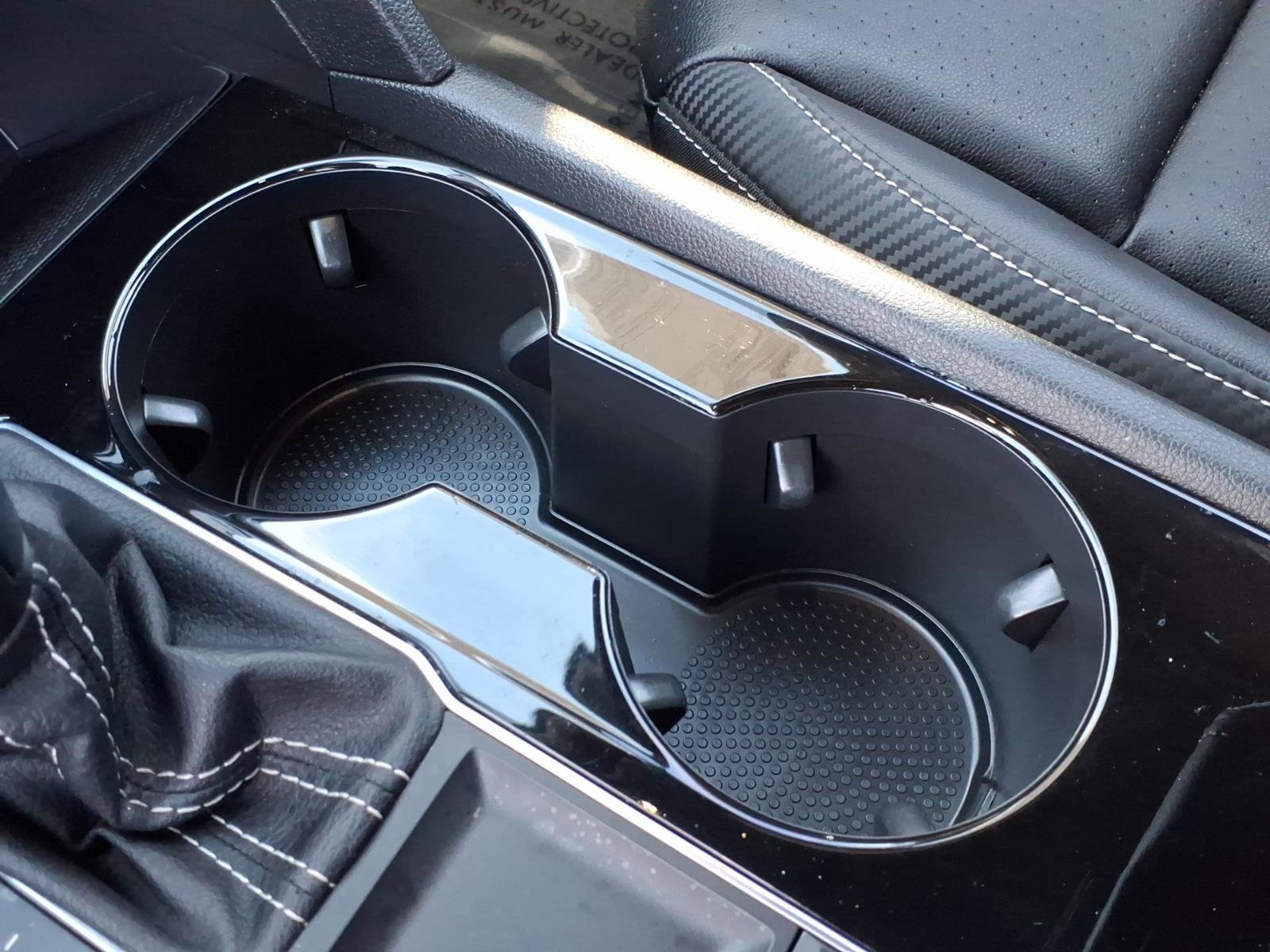 Certified 2022 Volkswagen Atlas Cross Sport SE w/ Black Wheel Package image 32