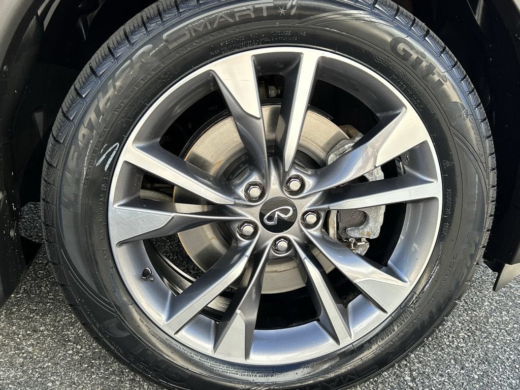 Certified 2023 INFINITI QX60 Luxe AWD/4WD image 13
