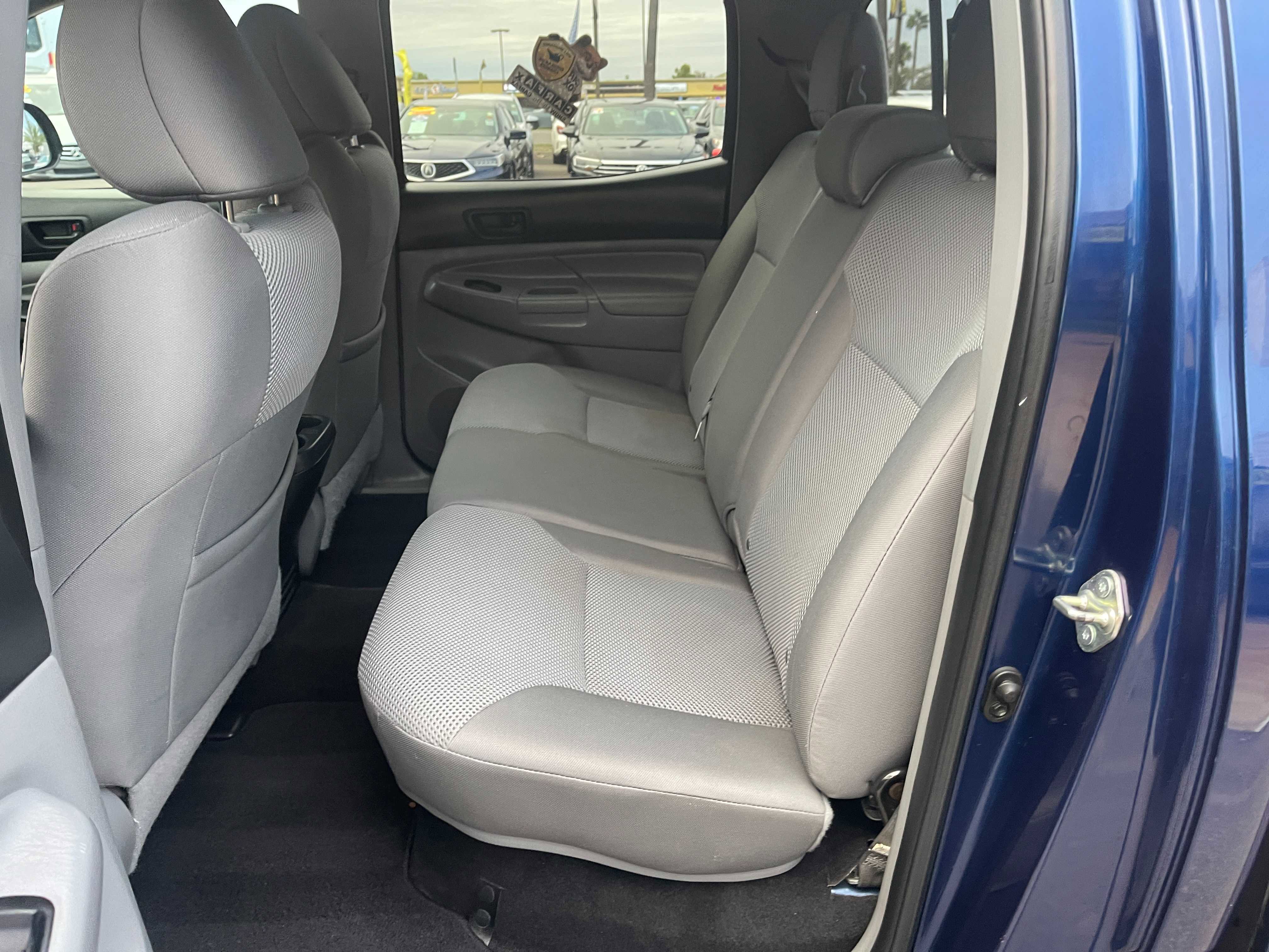 Used 2014 Toyota Tacoma PreRunner w/ TRD Sport Package RWD image 11