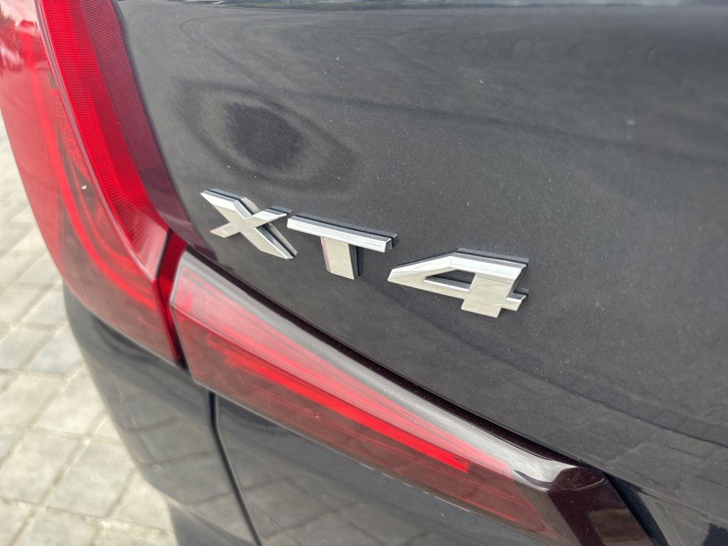 Used 2023 Cadillac XT4 Premium Luxury w/ Cold Weather Package image 4