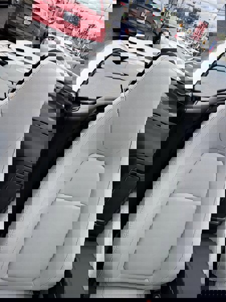 Used 2014 Jaguar F-TYPE Convertible image 53