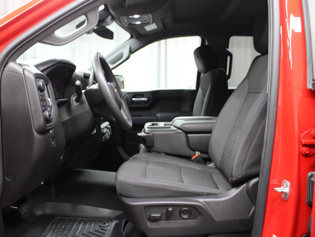 Used 2025 Chevrolet Silverado 1500 Custom AWD/4WD image 15
