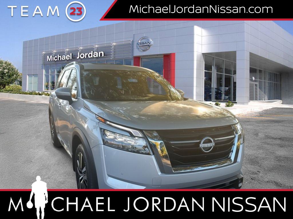 New 2025 Nissan Pathfinder Platinum