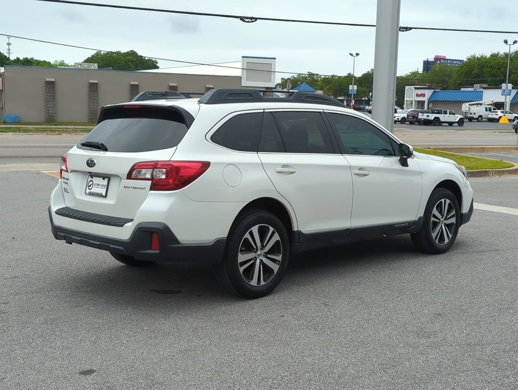 Used 2019 Subaru Outback 2.5i Limited AWD/4WD image 7