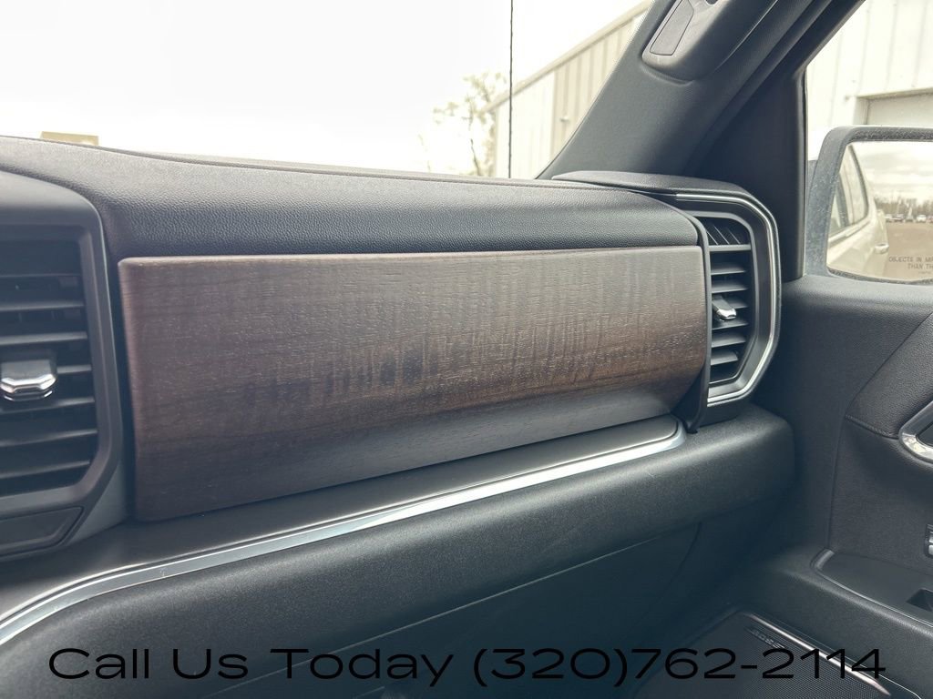 Certified 2023 Chevrolet Silverado 1500 High Country w/ Technology Package AWD/4WD image 32