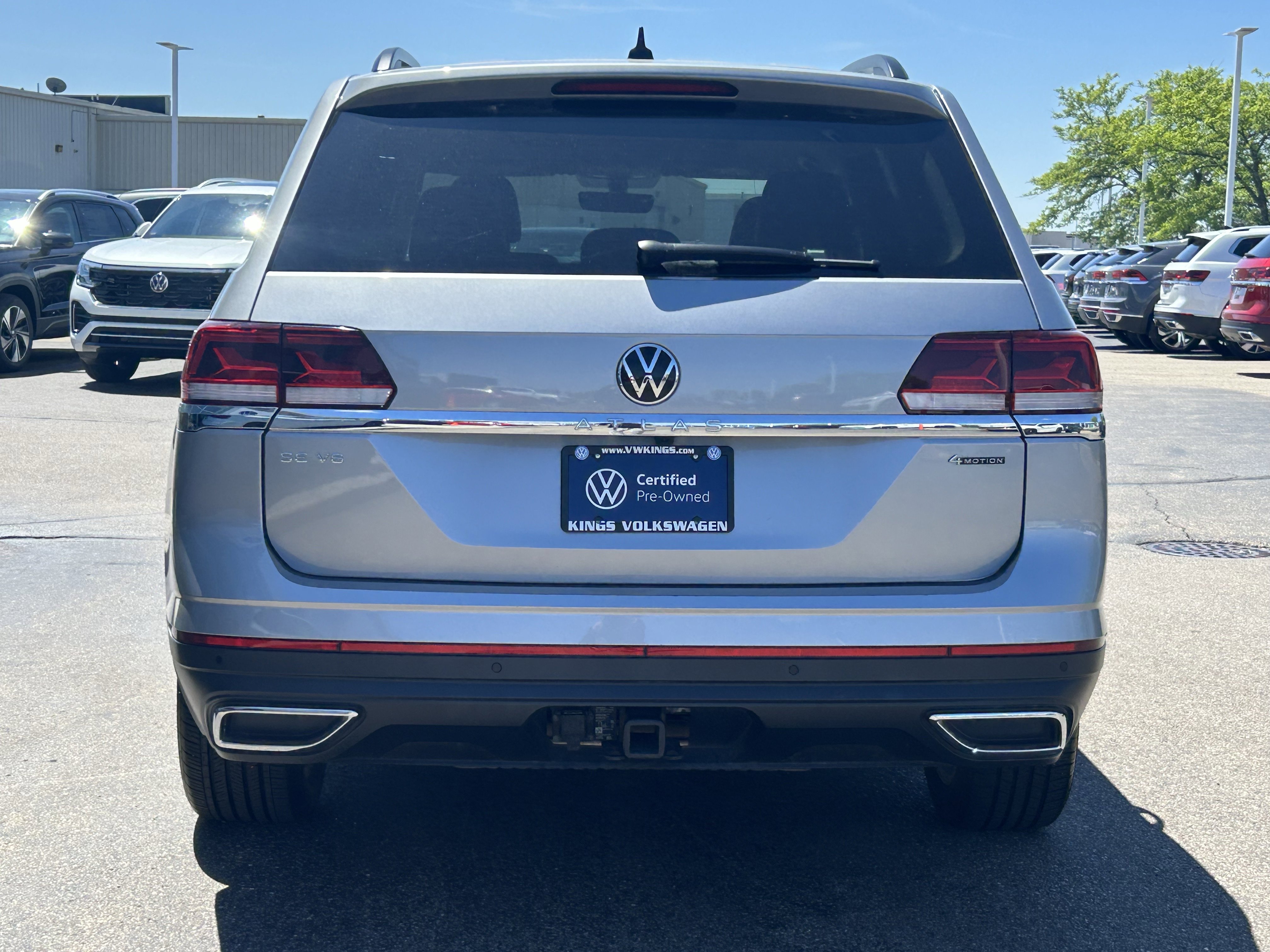 Certified 2023 Volkswagen Atlas SE w/ Panoramic Sunroof Package AWD/4WD image 6