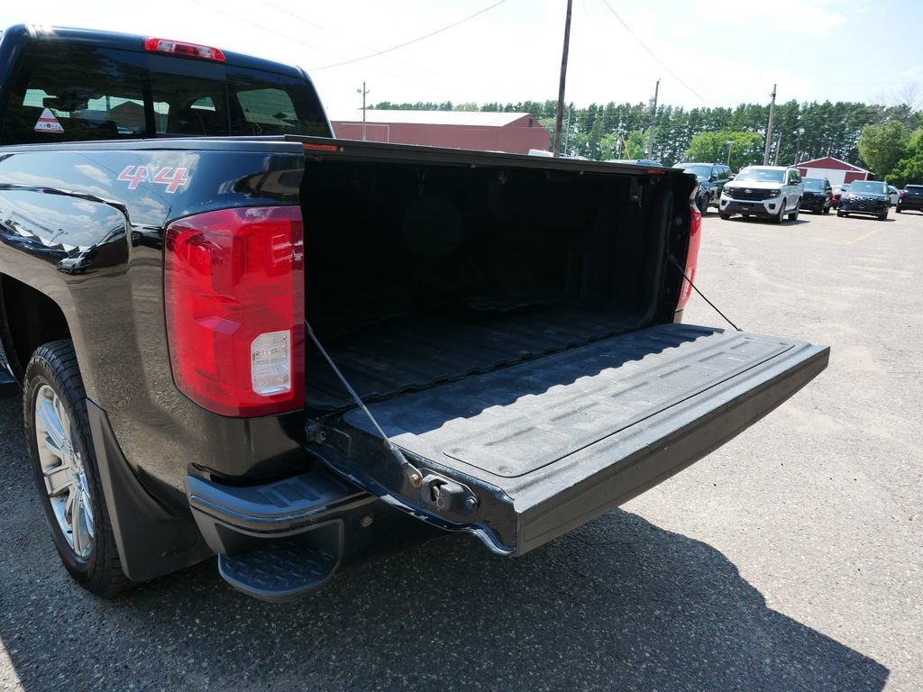 Used 2017 Chevrolet Silverado 1500 High Country AWD/4WD image 10