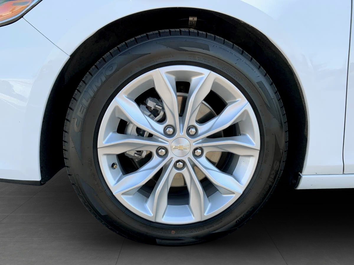 Used 2024 Chevrolet Malibu LT FWD image 11