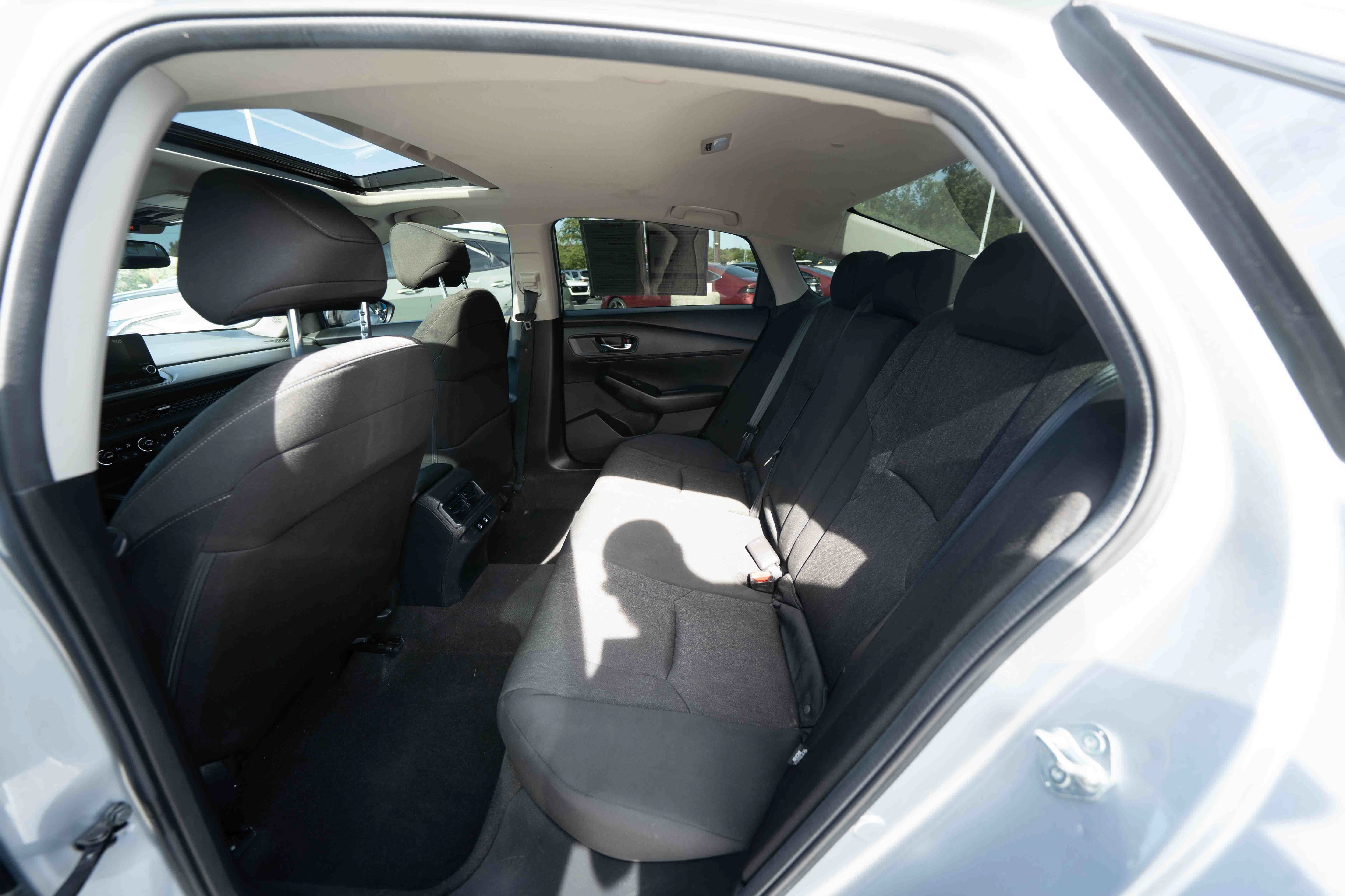 Used 2025 Honda Accord SE image 23