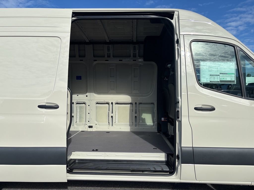 New 2026 Mercedes-Benz Sprinter 2500 image 16
