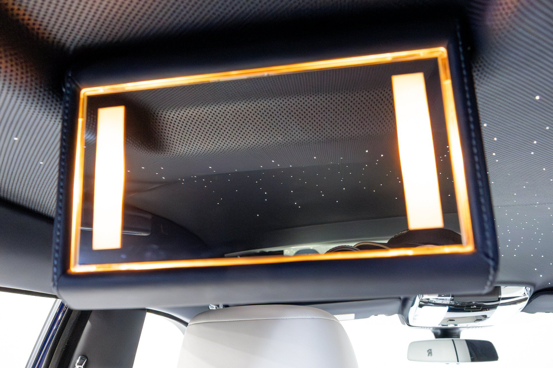 Used 2021 Rolls-Royce Phantom Sedan RWD image 51