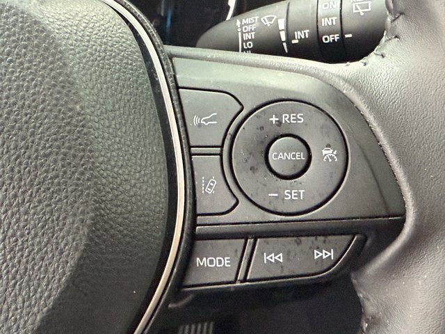 Used 2024 Toyota RAV4 SE image 12