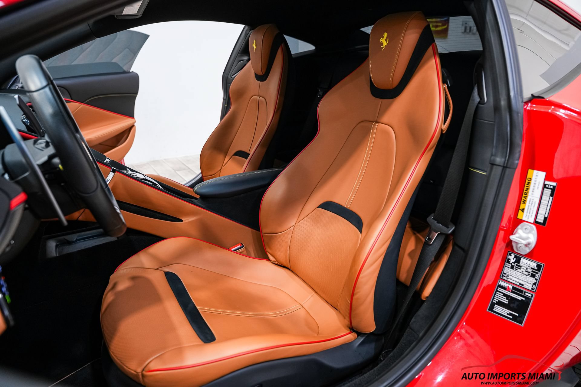 Used 2022 Ferrari Roma RWD image 38