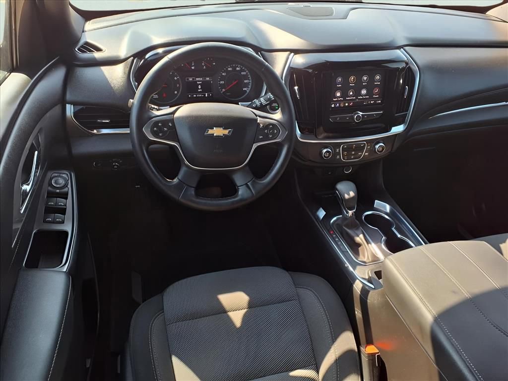 Used 2023 Chevrolet Traverse LT w/ LPO, Floor Liner Package image 10
