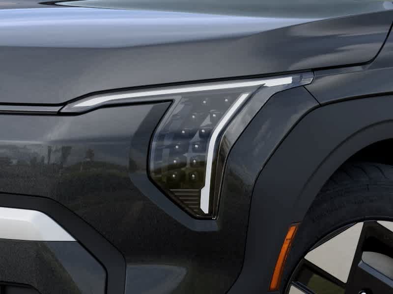 New 2027 Kia EV3 Wind FWD image 10