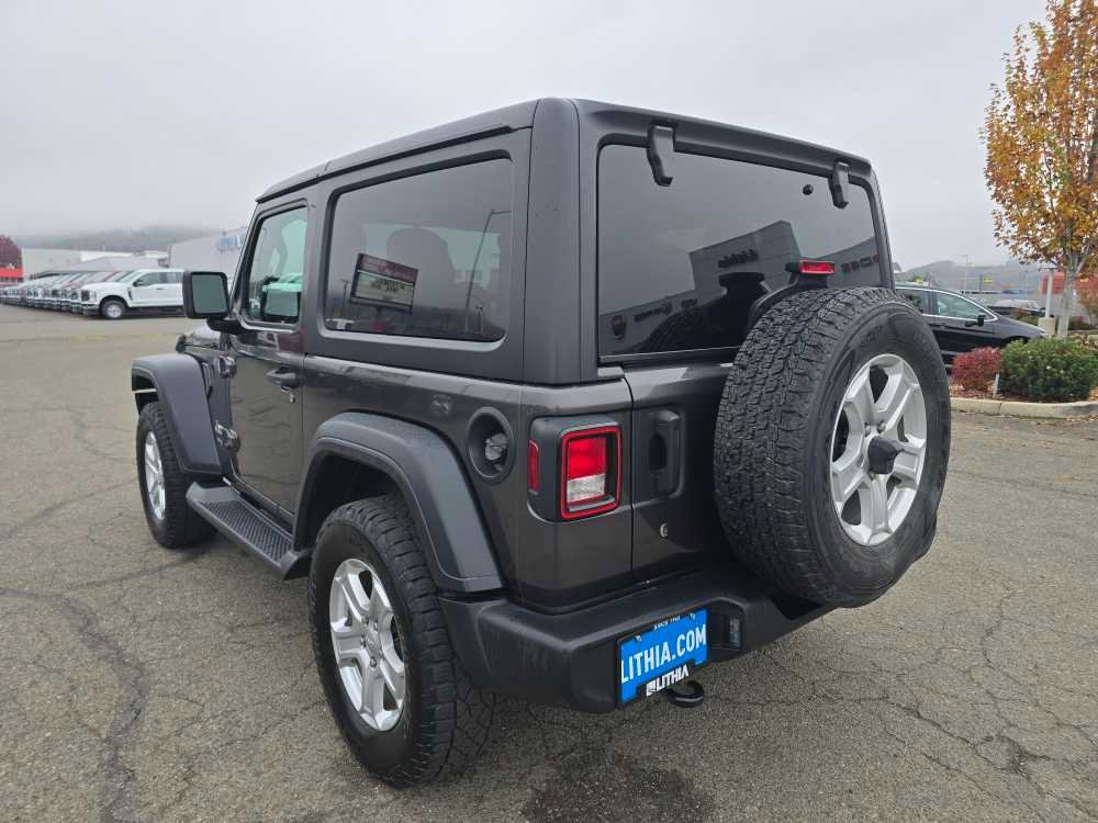 Used 2019 Jeep Wrangler Sport S image 3