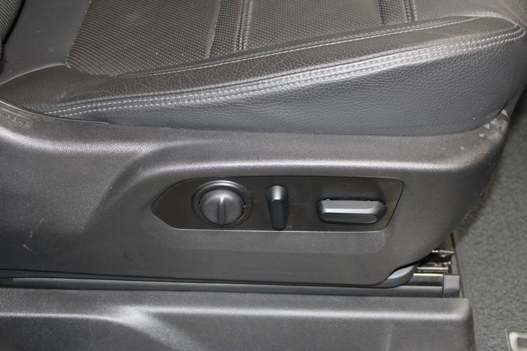 Used 2021 GMC Sierra 1500 Denali w/ Denali Ultimate Package image 29