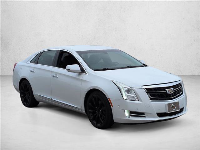 Used 2016 Cadillac XTS Luxury image 3