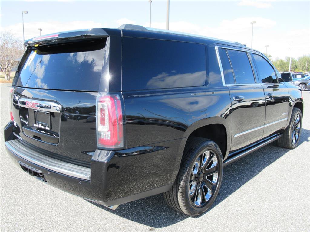 Used 2019 GMC Yukon XL Denali w/ Denali Ultimate Package image 7