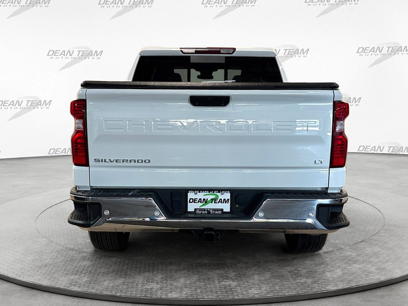 Used 2024 Chevrolet Silverado 1500 LT w/ Safety Package AWD/4WD image 8