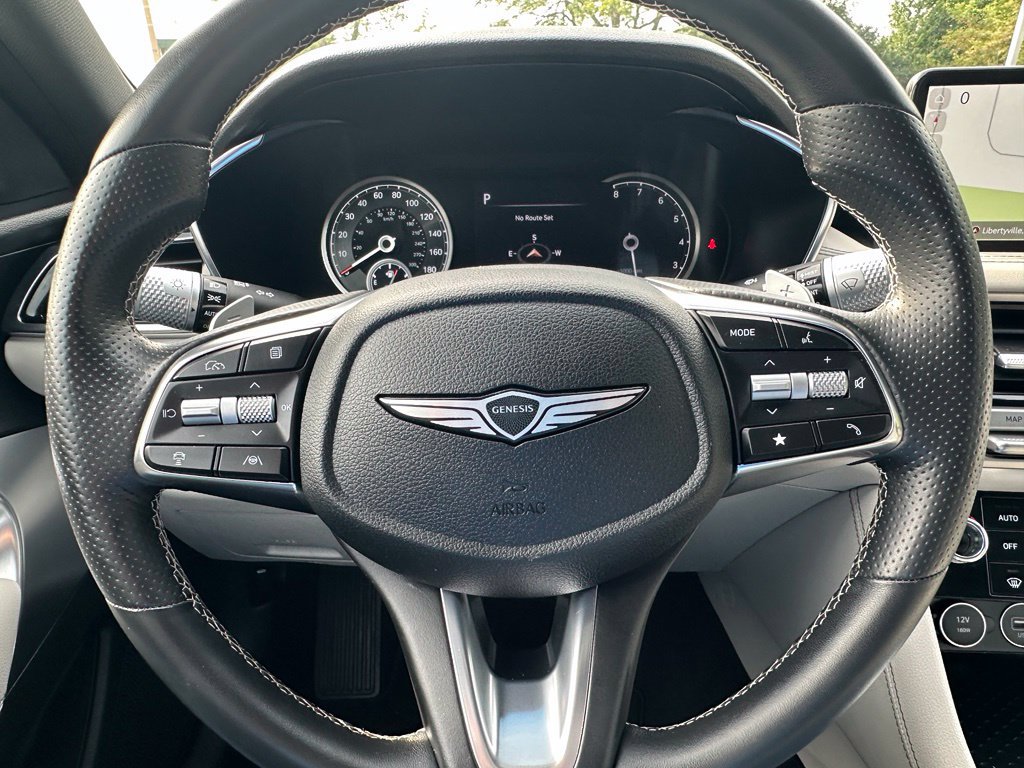 Used 2025 Genesis G70 2.5T RWD image 32