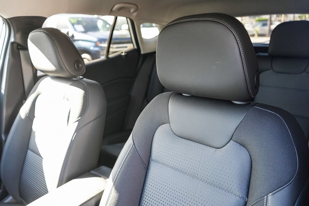 New 2026 Chevrolet Trax LT w/ Driver Confidence Package FWD image 23