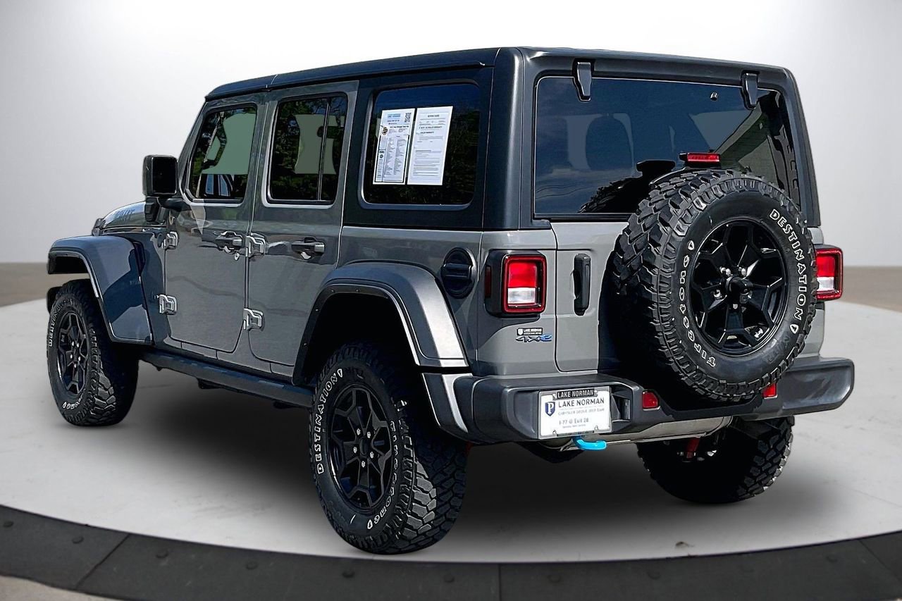 Used 2023 Jeep Wrangler Unlimited w/ Cold Weather Group image 7