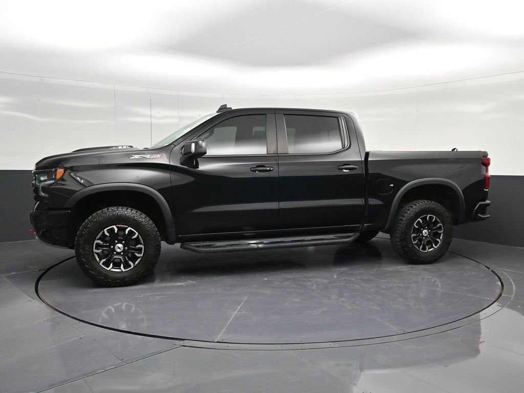 Used 2023 Chevrolet Silverado 1500 ZR2 w/ Technology Package AWD/4WD image 7