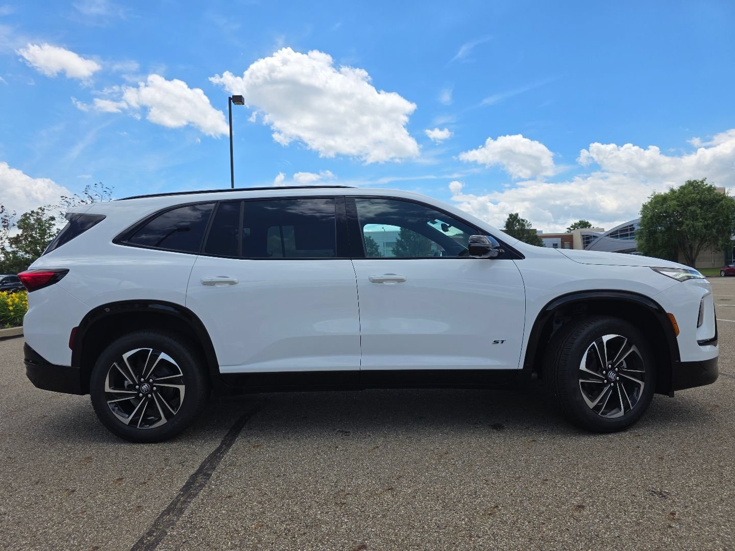 New 2026 Buick Enclave Sport Touring w/ Power Package AWD/4WD image 21