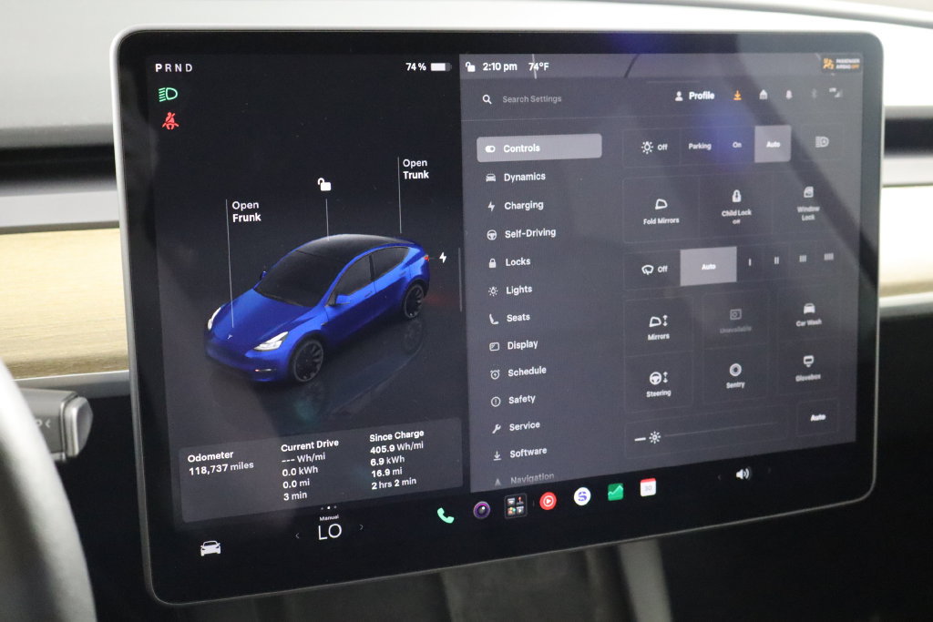Used 2023 Tesla Model Y Long Range AWD/4WD image 27