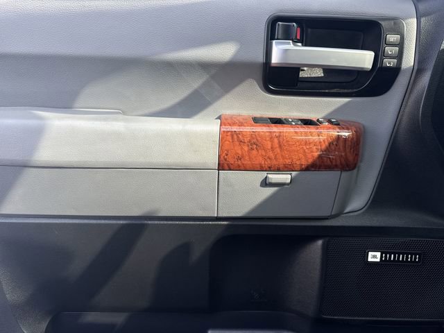 Used 2020 Toyota Sequoia Platinum image 25